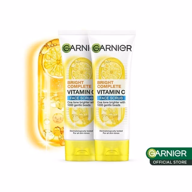 Garnier Bright Complete Vitamin C Scrub 100ML