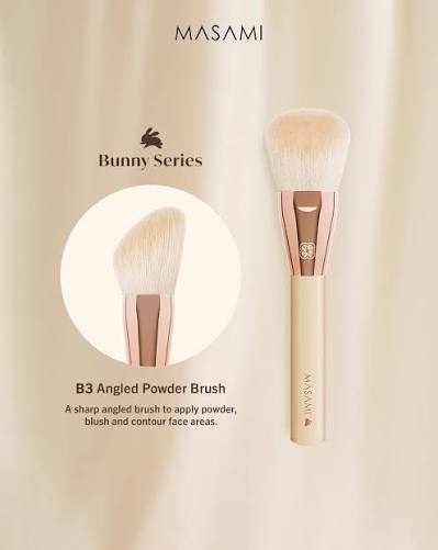 Masami B3 | Angled Powder Brush – Bunny Brush