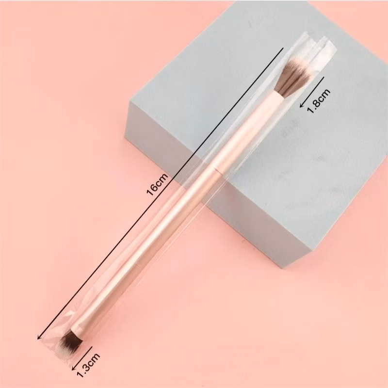 Double Brush Eyeshadow