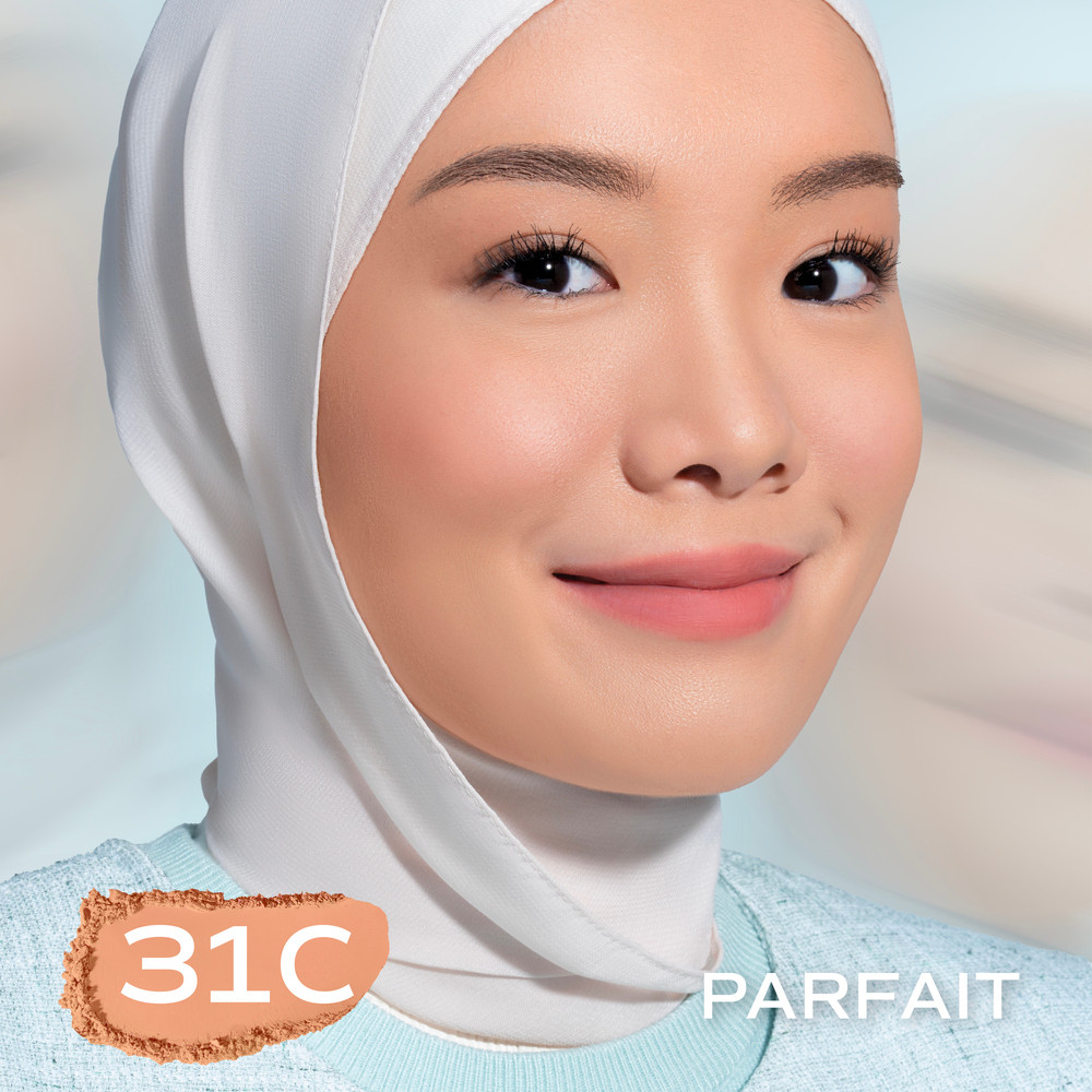 Wardah Colorfit Velvet Powder Foundation 31C Parfait 11g